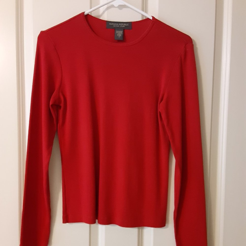 Women's pullover top